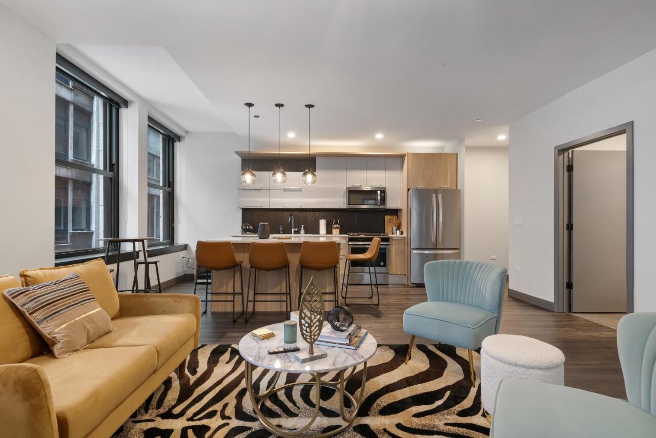 Experience Downtown Chicago At Millennium - Luxury Apartments In The Loop Buitenkant foto